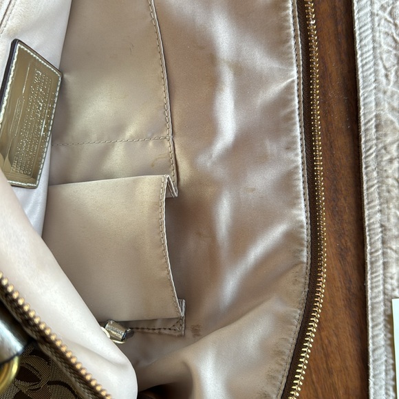 Coach Poppy metallic signature satchel handbag - Picture 9 of 9